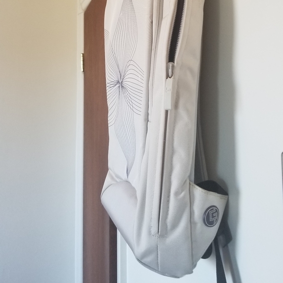 Backpack - Picture 3 of 3